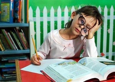 如何在准备一年级学生时节省时间和金钱？